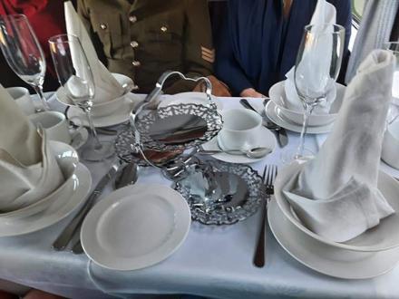 pullman passenger table setting