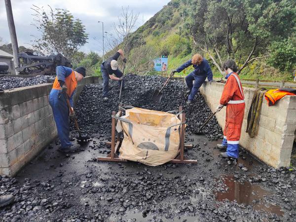 coal bagging