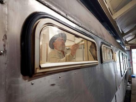 A1868 replaced quarterlight windows
