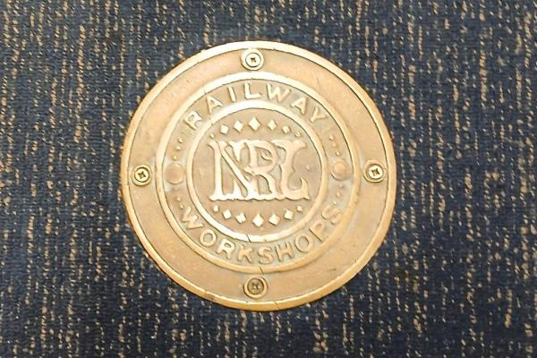 Carriage bogie centre pin cover plate AS1868