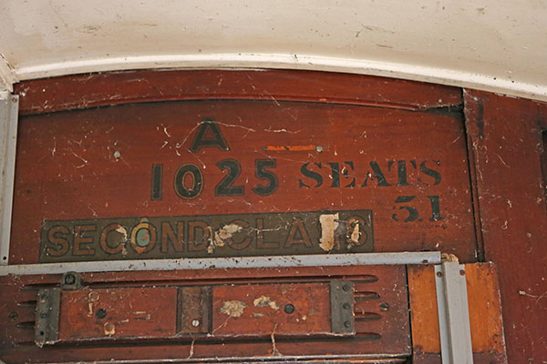 Carriage signage