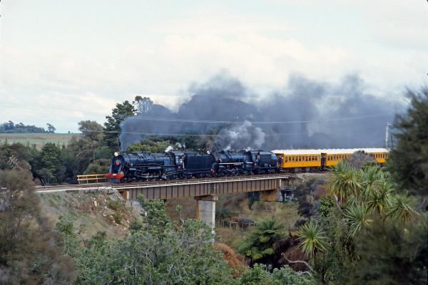 Ka945-Ja1250-Porewa-1985