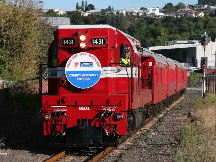 charter train art deco napier
