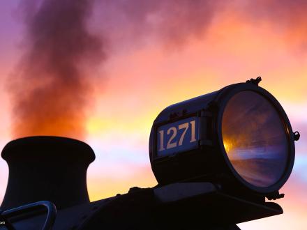 steam engine sunset otane