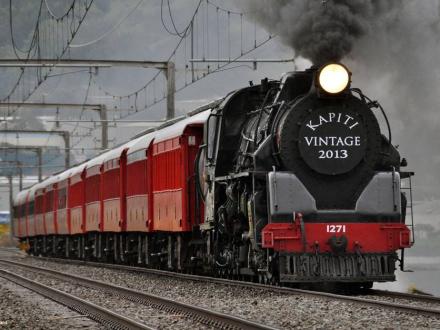 kapiti express train mckays