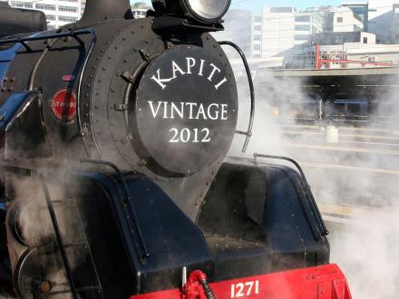 kapiti steam engine wellington station