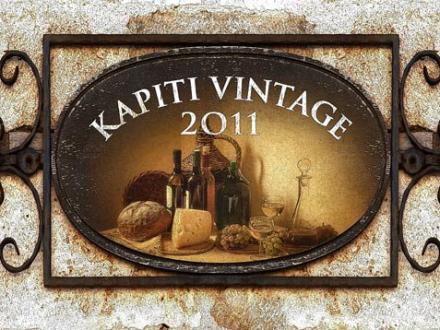 kapiti vintage sign