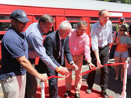 cutting ribbon
