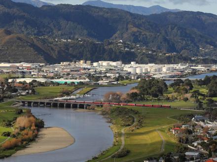 daffodil express train hutt river ava