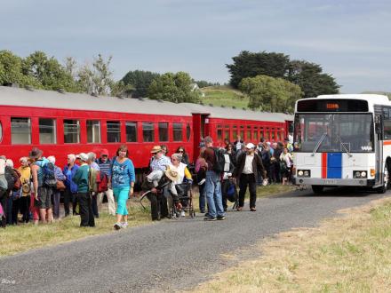grand circle train eke tranzit