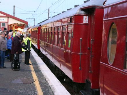 heritage train rail starion paekakariki