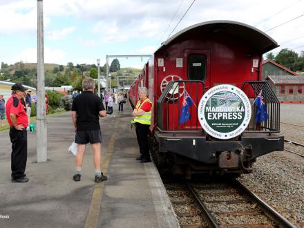 mangaweka express train sign